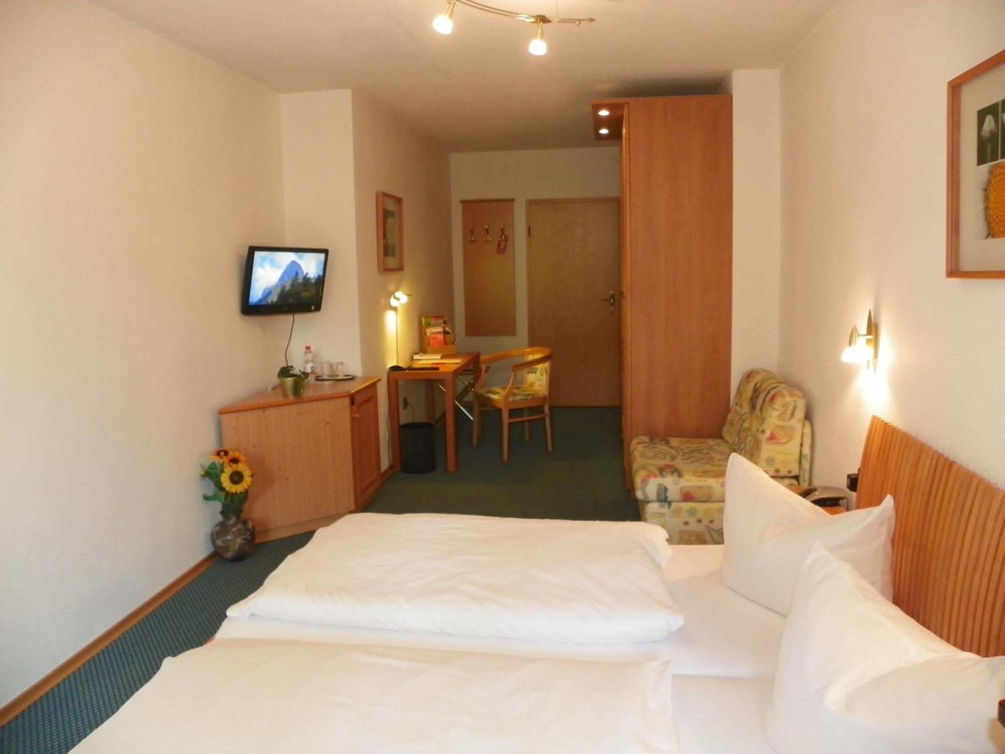 Landhotel Steigerwaldhaus Burghaslach Экстерьер фото