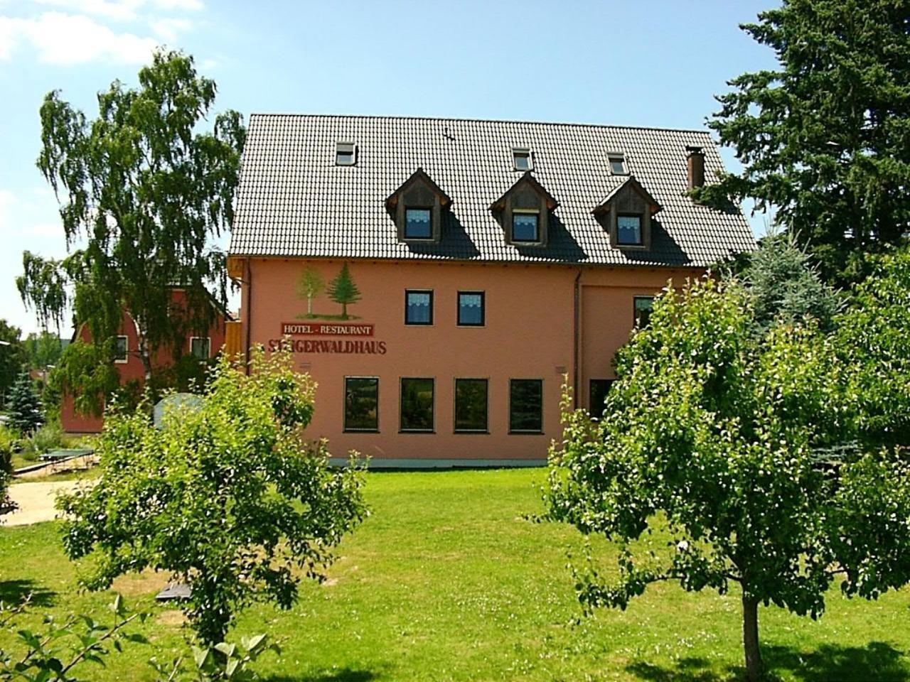 Landhotel Steigerwaldhaus Burghaslach Экстерьер фото